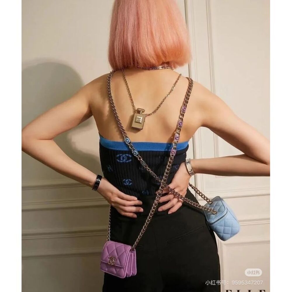 Chanel Women Pre-Loved Bag Very Good Condition - Picture 8 of 9